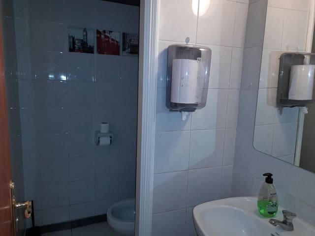 Restaurant/Bar til salgs i Los Cristianos, Arona - € 450 000 (Ref: 7798913)