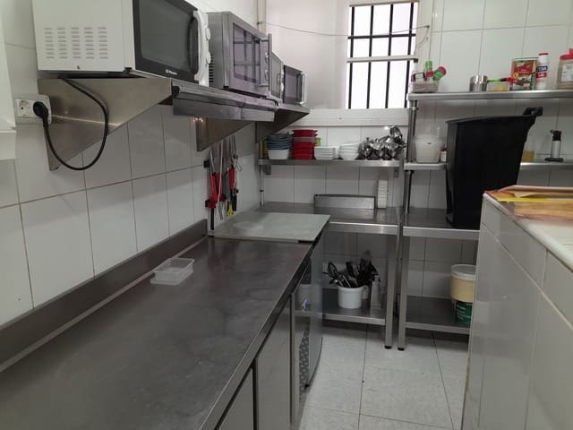 Restaurant/Bar til salgs i Los Cristianos, Arona - € 450 000 (Ref: 7798913)