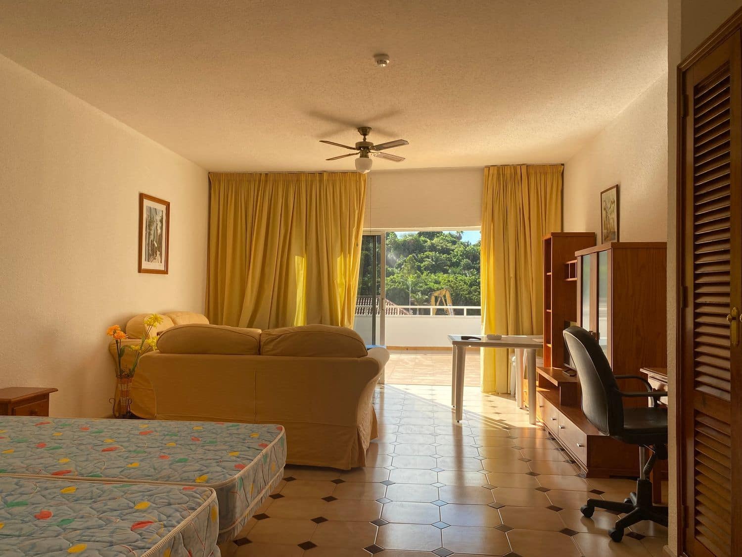 Apartament na sprzedaż w Costa Adeje z basenem - 220 000 € (Ref: 7821643)