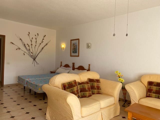 Leilighet til salgs i San Eugenio Alto, Adeje med svømmebasseng - € 220 000 (Ref: 7821643)