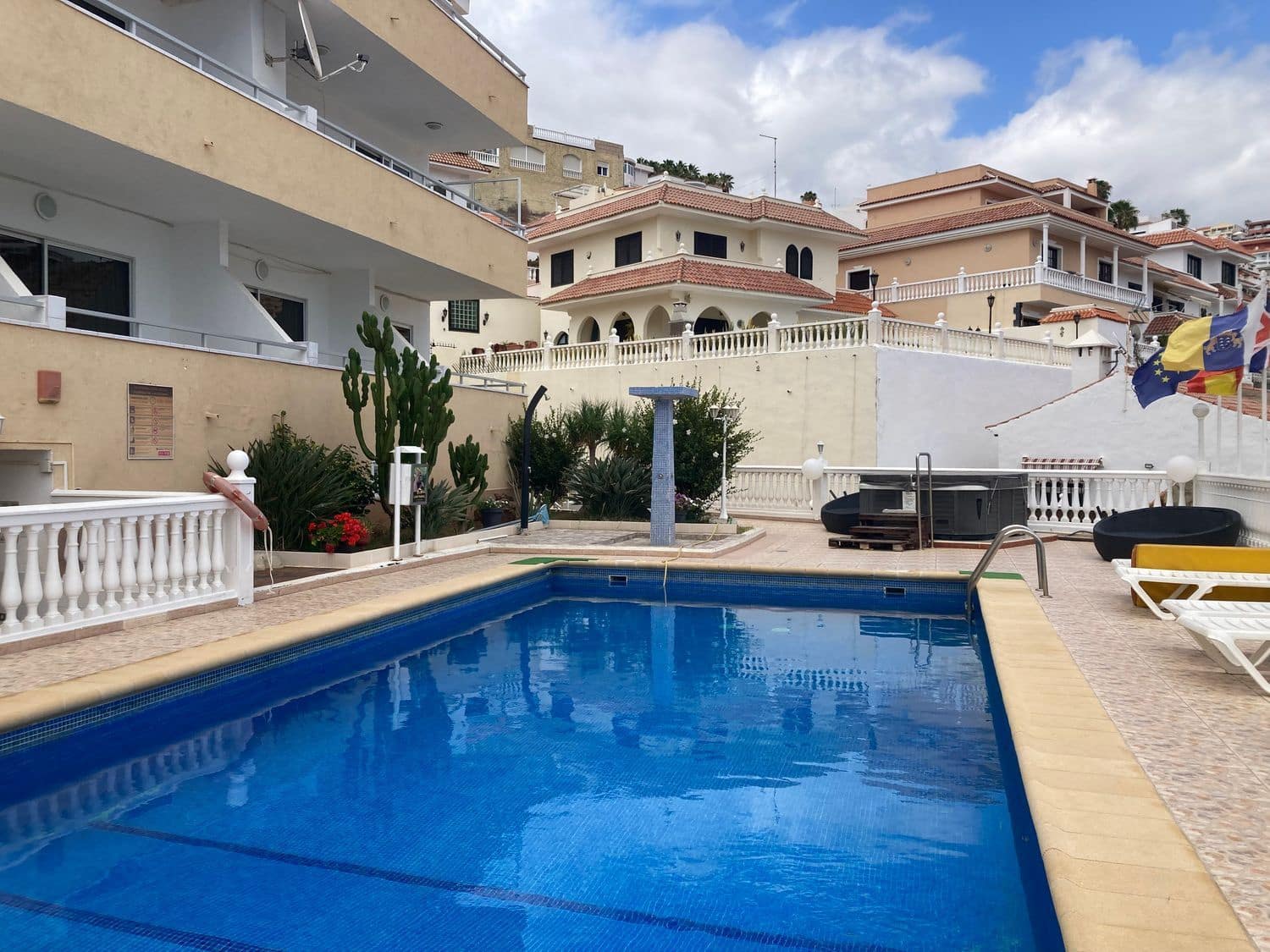 1 soverom Leilighet til salgs i Costa Adeje med svømmebasseng - € 275 000 (Ref: 7821644)