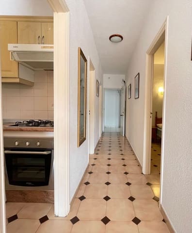 1 chambre Appartement à vendre à Playa de las Américas, Adeje avec piscine - 275 000 € (Ref: 7821644)