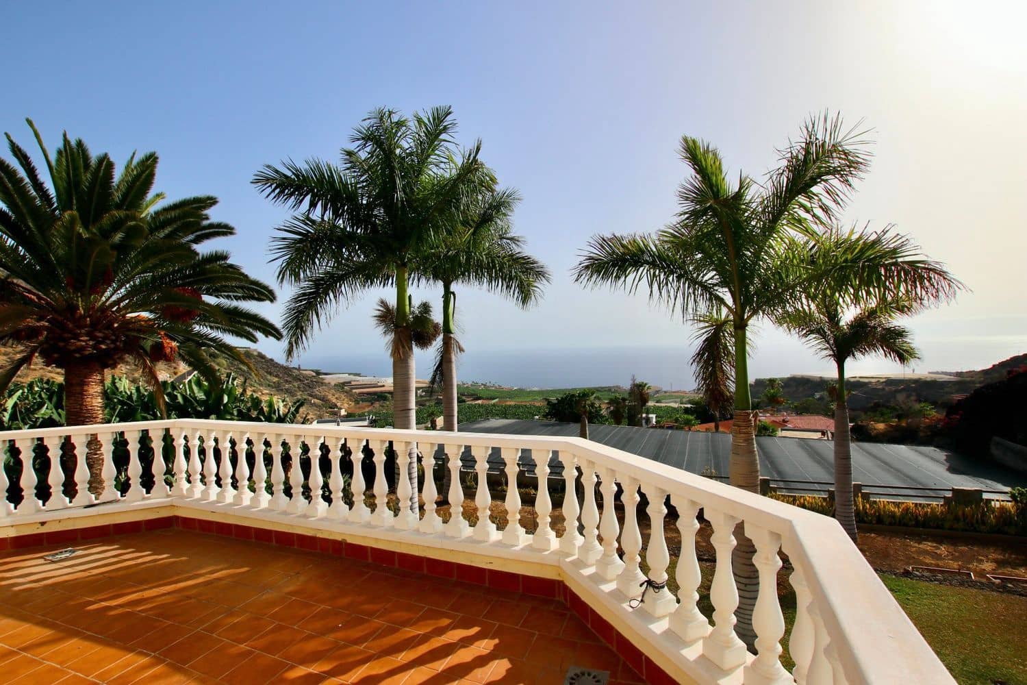 4 bedroom Villa for sale in Santiago del Teide with garage - € 1,400,000 (Ref: 8005621)