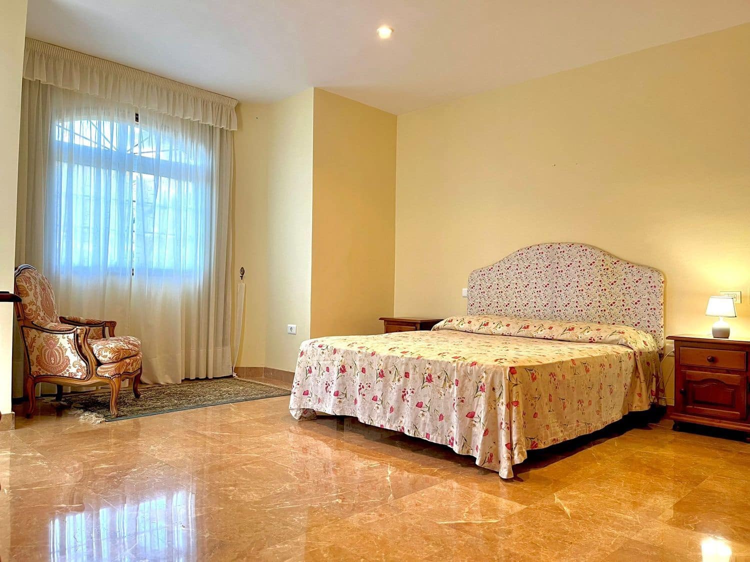 4 bedroom Villa for sale in Santiago del Teide with garage - € 1,400,000 (Ref: 8005621)