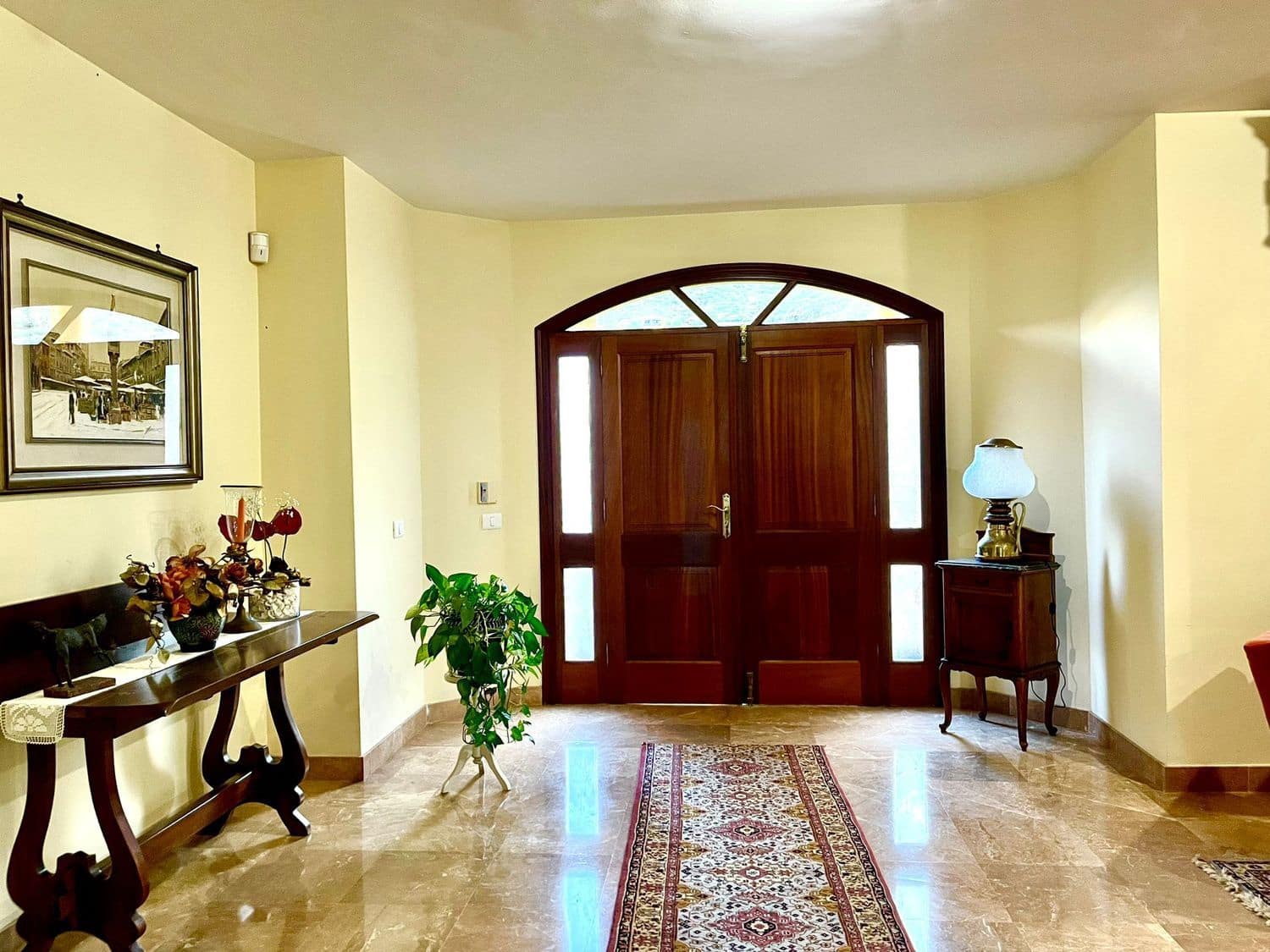 4 bedroom Villa for sale in Santiago del Teide with garage - € 1,400,000 (Ref: 8005621)