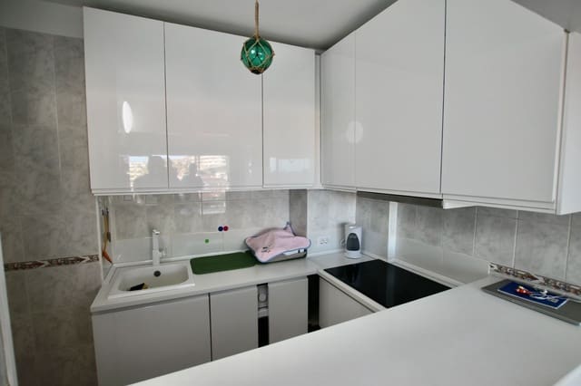 1 sovrum Lägenhet att hyra i Puerto Santiago, Santiago del Teide med garage - 1 100 € (Ref: 8247202)