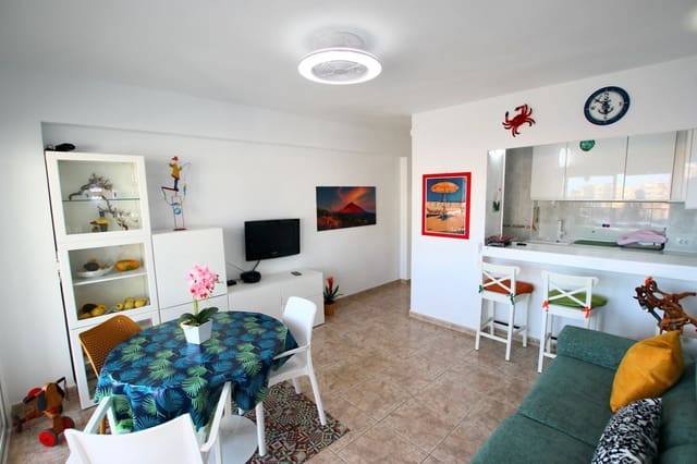 1 sovrum Lägenhet att hyra i Puerto Santiago, Santiago del Teide med garage - 1 100 € (Ref: 8247202)