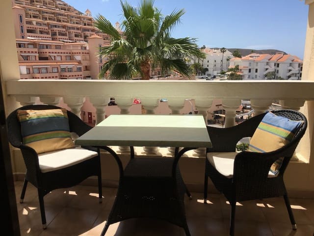 Apartamento de 1 habitación en Los Cristianos, Arona en venta con piscina - 290.000 € (Ref: 8247204)