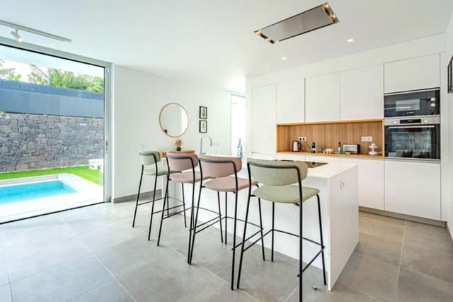 3 quarto Moradia para venda em Callao Salvaje, Adeje com piscina garagem - 1 350 000 € (Ref: 8284007)