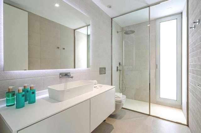 3 quarto Moradia para venda em Callao Salvaje, Adeje com piscina garagem - 1 350 000 € (Ref: 8284007)