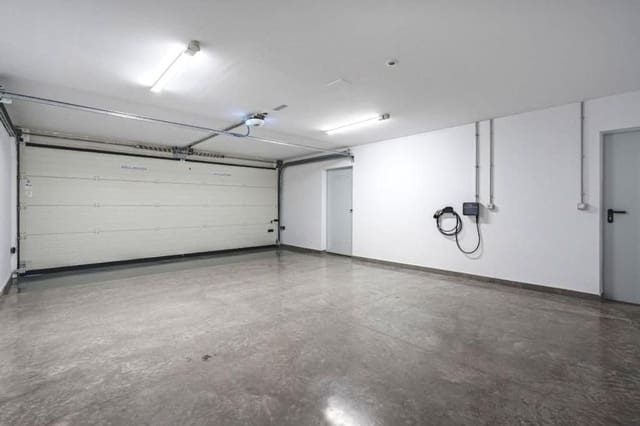 3 makuuhuone Huvila myytävänä paikassa Callao Salvaje, Adeje mukana uima-altaan 
autotalli - 1 350 000 € (Ref: 8284007)
