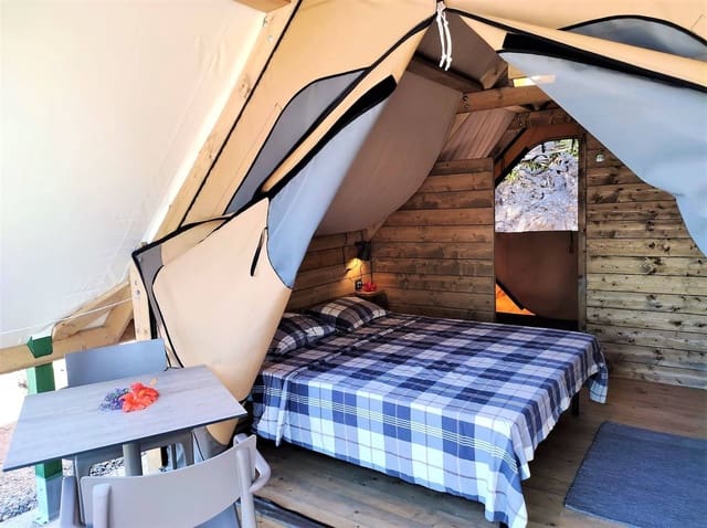 18 soveværelse Finca/Landehus til salg i Guía de Isora med swimmingpool garage - € 2.150.000 (Ref: 8302512)