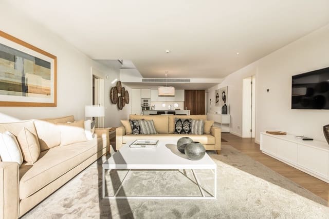 3 sypialnia Willa na sprzedaż w Playa San Juan, Guía de Isora z basenem garażem - 1 705 000 € (Ref: 8308918)