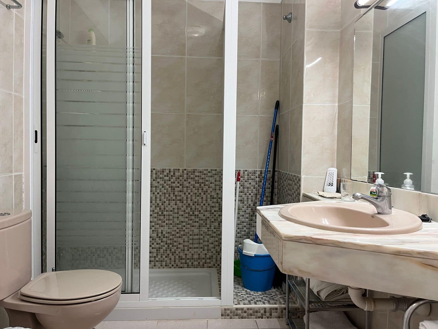 1 quarto Apartamento para arrendar em Puerto Santiago com piscina garagem - 1 000 € (Ref: 8459360)