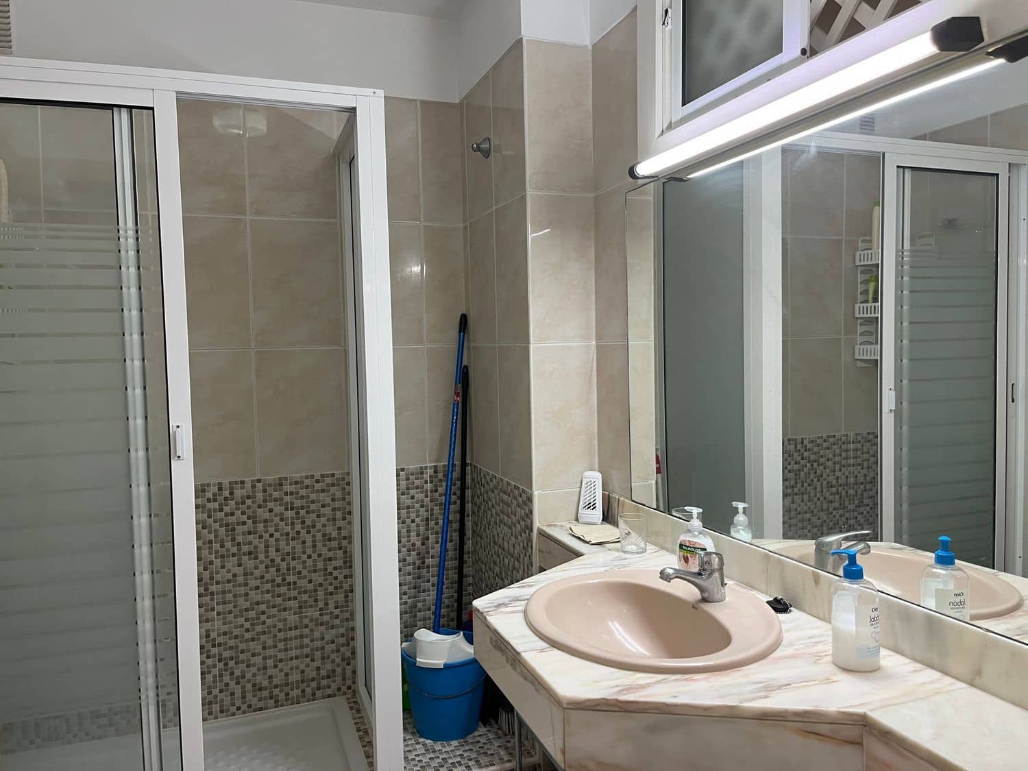 1 quarto Apartamento para arrendar em Puerto Santiago com piscina garagem - 1 000 € (Ref: 8459360)