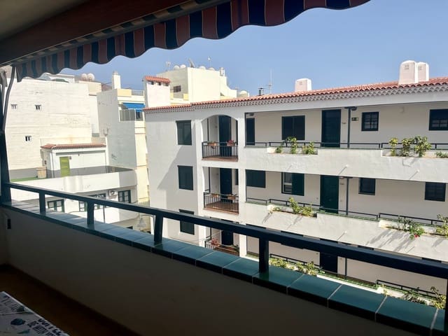 2 bedroom Apartment for sale in Los Cristianos, Arona - € 430,000 (Ref: 8463414)