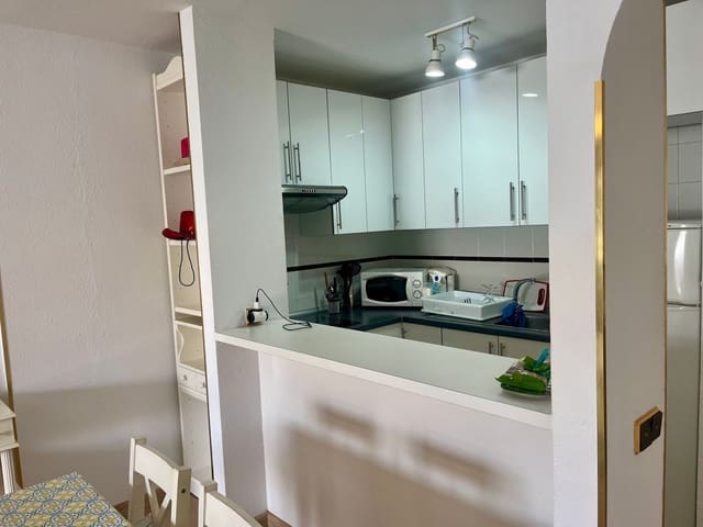 2 bedroom Apartment for sale in Los Cristianos, Arona - € 430,000 (Ref: 8463414)