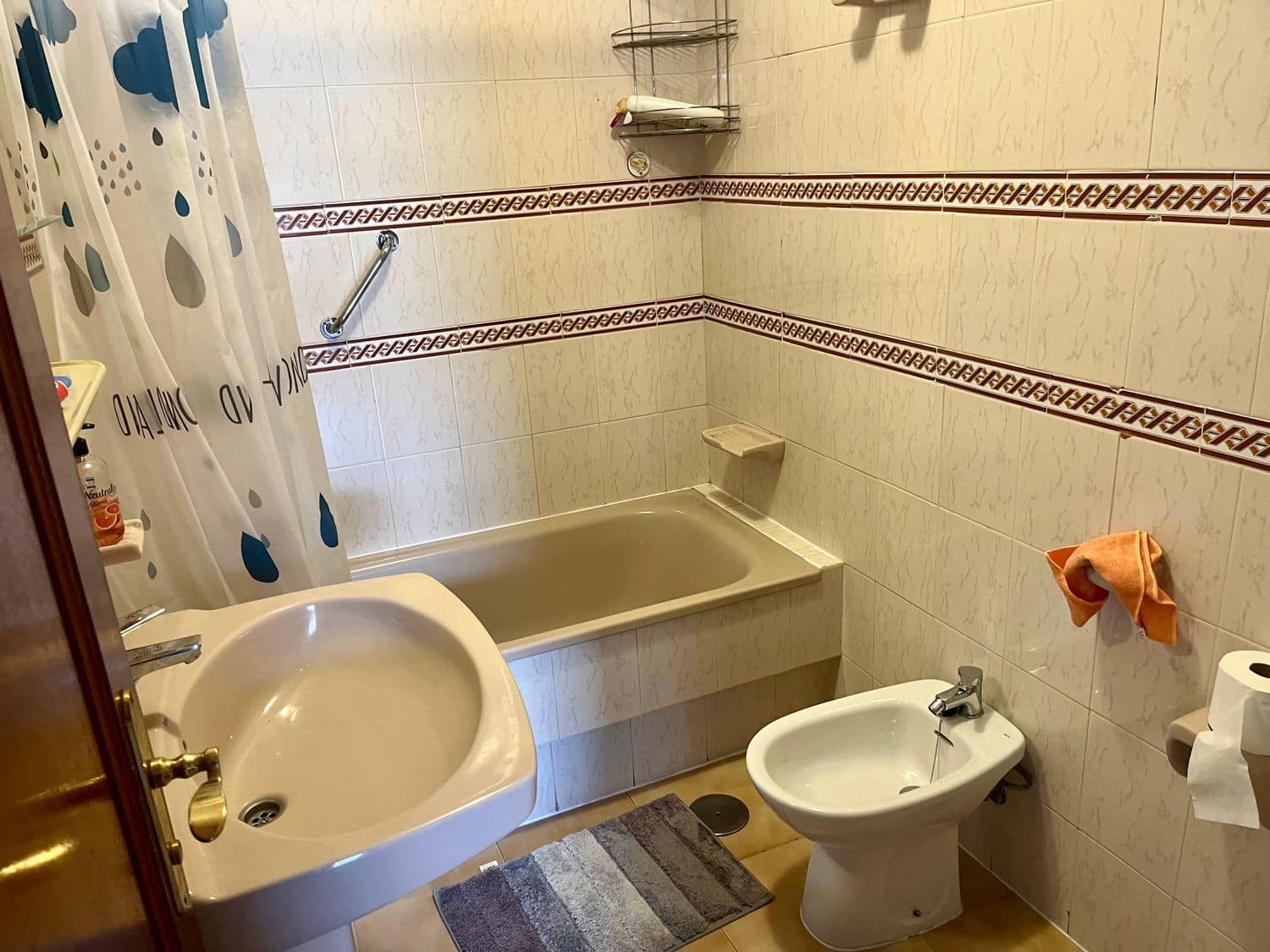 2 bedroom Apartment for sale in Los Cristianos - € 430,000 (Ref: 8463414)