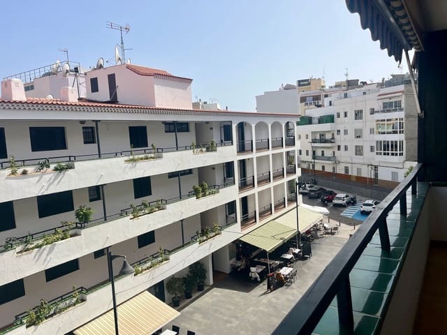 2 bedroom Apartment for sale in Los Cristianos, Arona - € 430,000 (Ref: 8463414)