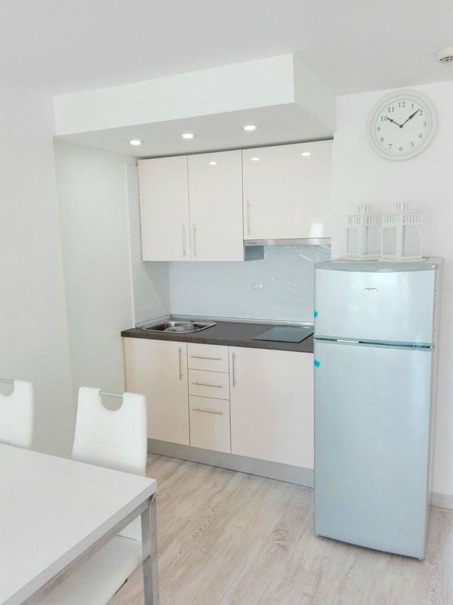 Lejlighed til salg i Costa Adeje med swimmingpool garage - € 260.000 (Ref: 8499721)