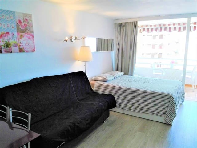 Lejlighed til salg i Playa de las Américas, Adeje med swimmingpool garage - € 260.000 (Ref: 8499722)