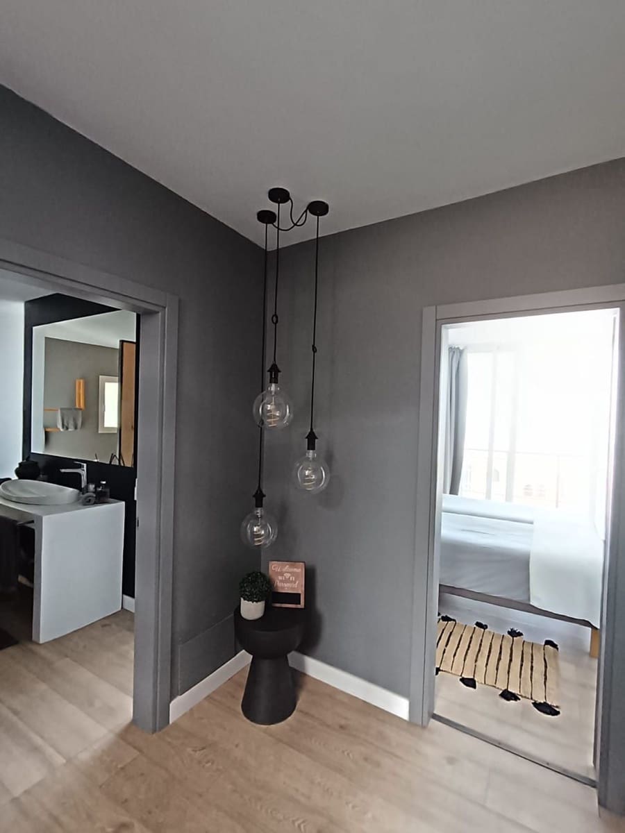 3 soverom Hus til salgs i Costa Adeje med svømmebasseng garasje - € 1 140 000 (Ref: 8531485)