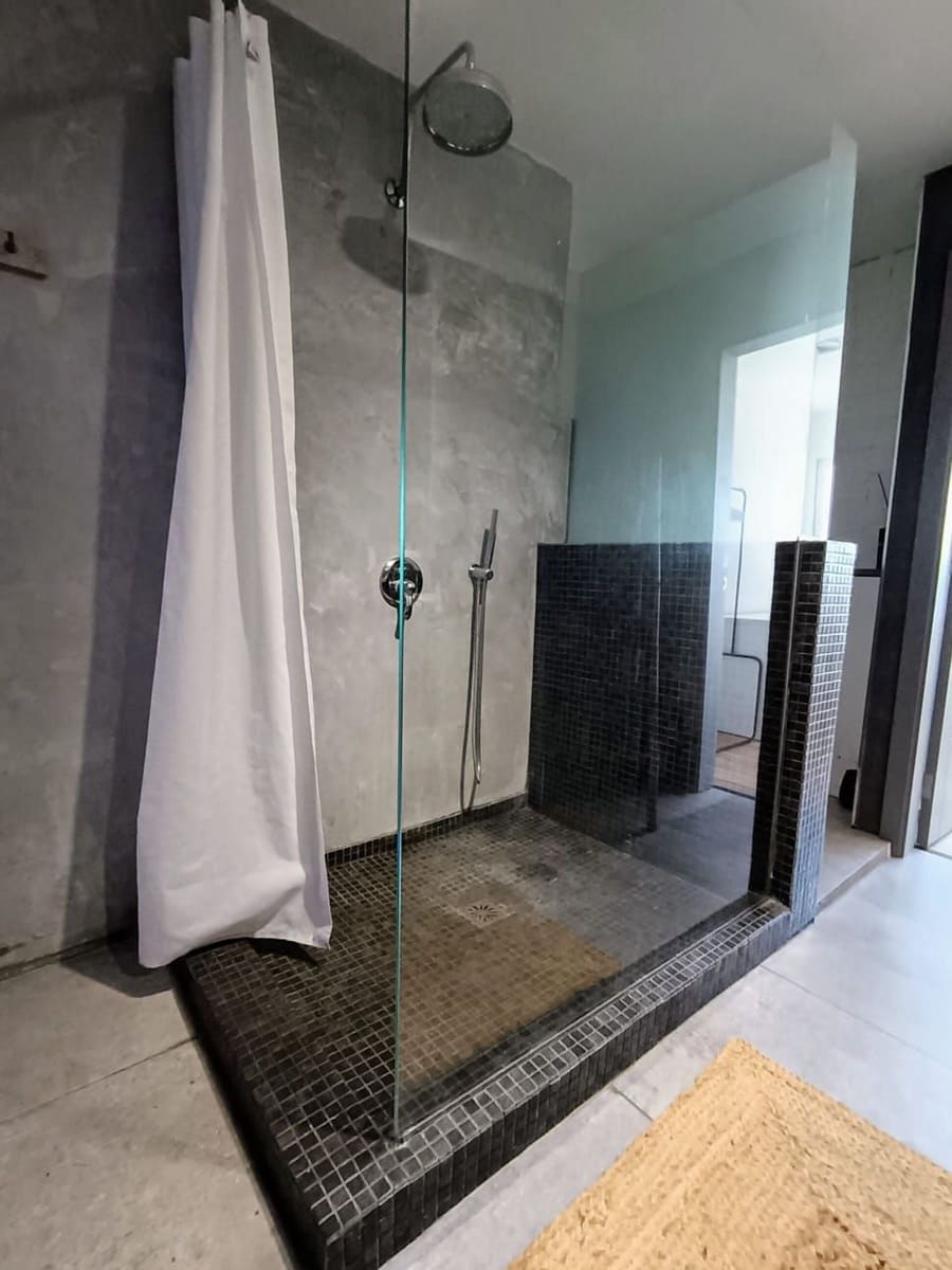 3 soverom Hus til salgs i Costa Adeje med svømmebasseng garasje - € 1 140 000 (Ref: 8531485)