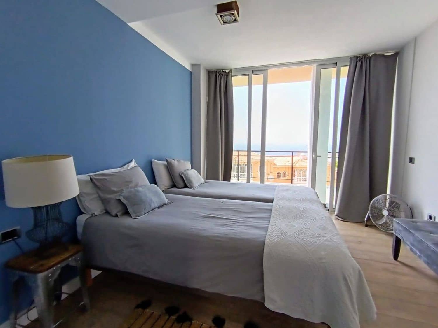 3 soverom Hus til salgs i Costa Adeje med svømmebasseng garasje - € 1 140 000 (Ref: 8531485)