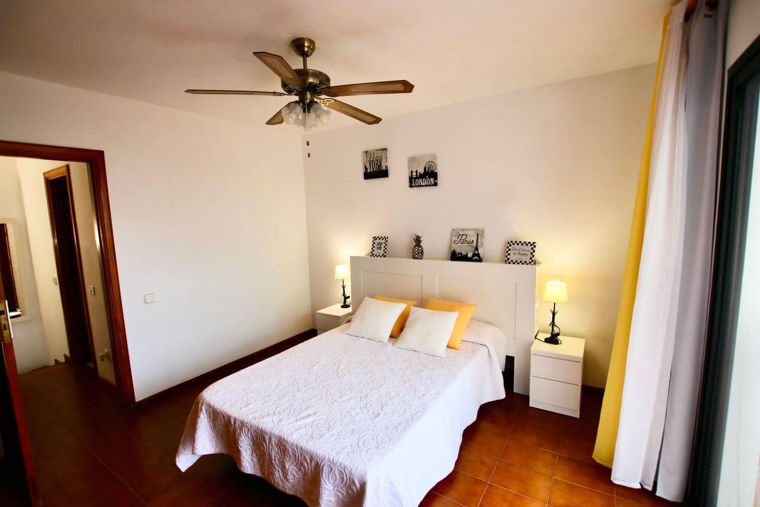 1 sypialnia Dom do wynajęcia w Puerto Santiago z basenem garażem - 1 300 € (Ref: 8548966)