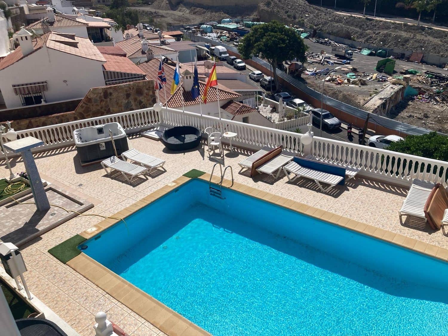 Lejlighed til salg i Costa Adeje med swimmingpool - € 219.000 (Ref: 8590236)