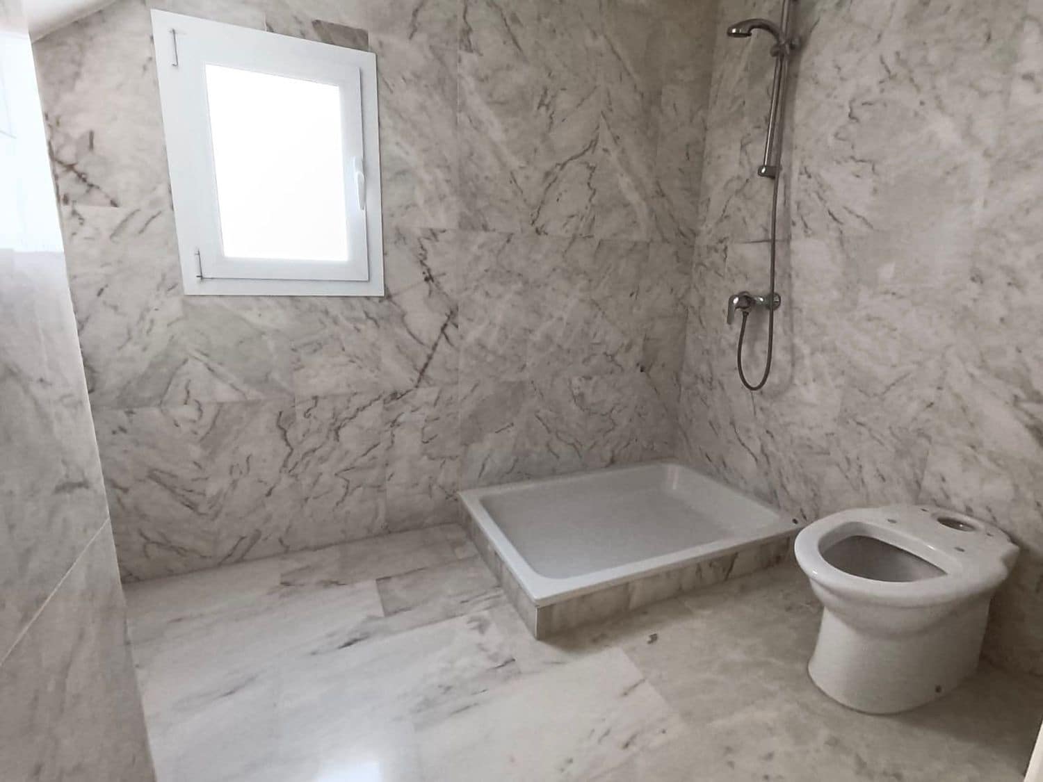 2 soveværelse Lejlighed til salg i Puerto Santiago med swimmingpool garage - € 655.463 (Ref: 8601113)