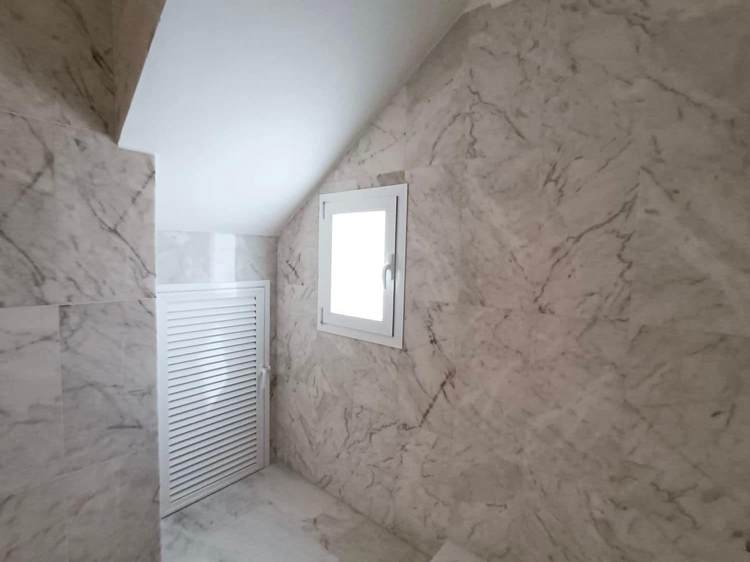 2 soveværelse Lejlighed til salg i Puerto Santiago med swimmingpool garage - € 655.463 (Ref: 8601113)