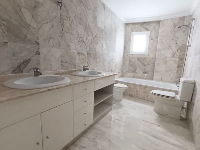 2 soveværelse Lejlighed til salg i Puerto Santiago, Santiago del Teide med swimmingpool garage - € 655.463 (Ref: 8601113)