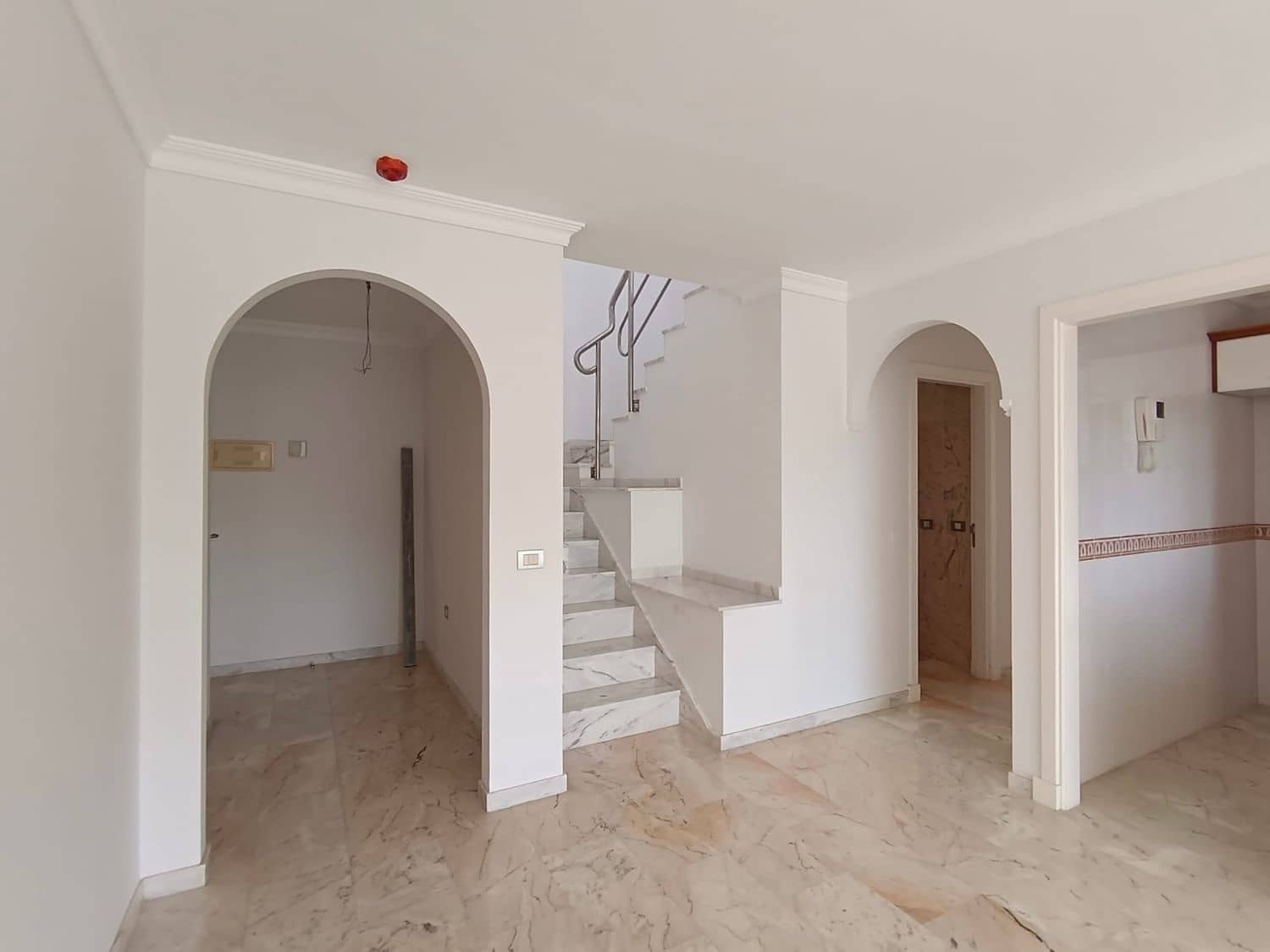 2 soveværelse Lejlighed til salg i Puerto Santiago med swimmingpool garage - € 597.083 (Ref: 8604481)