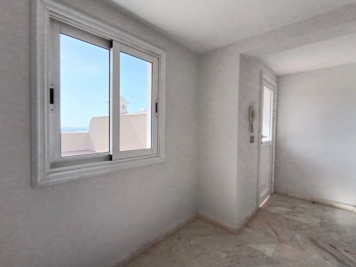 2 soveværelse Lejlighed til salg i Puerto Santiago med swimmingpool garage - € 597.083 (Ref: 8604481)