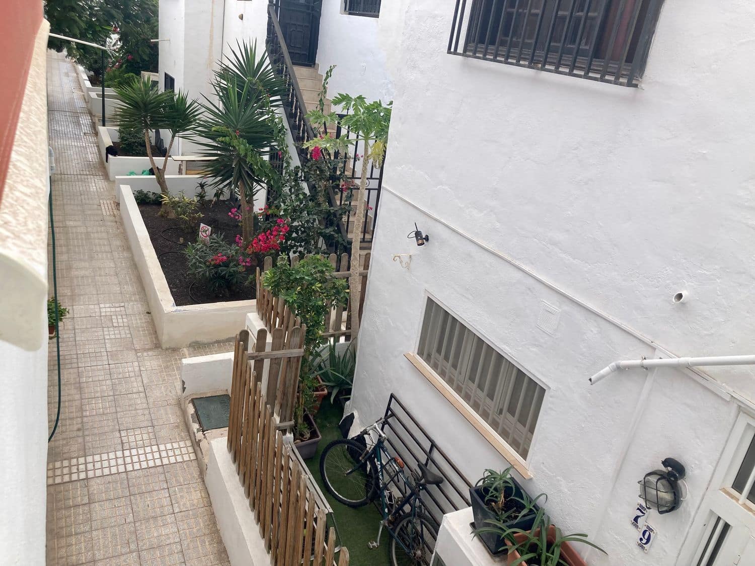 3 soveværelse Byhus til salg i Arona med swimmingpool - € 299.000 (Ref: 8689032)