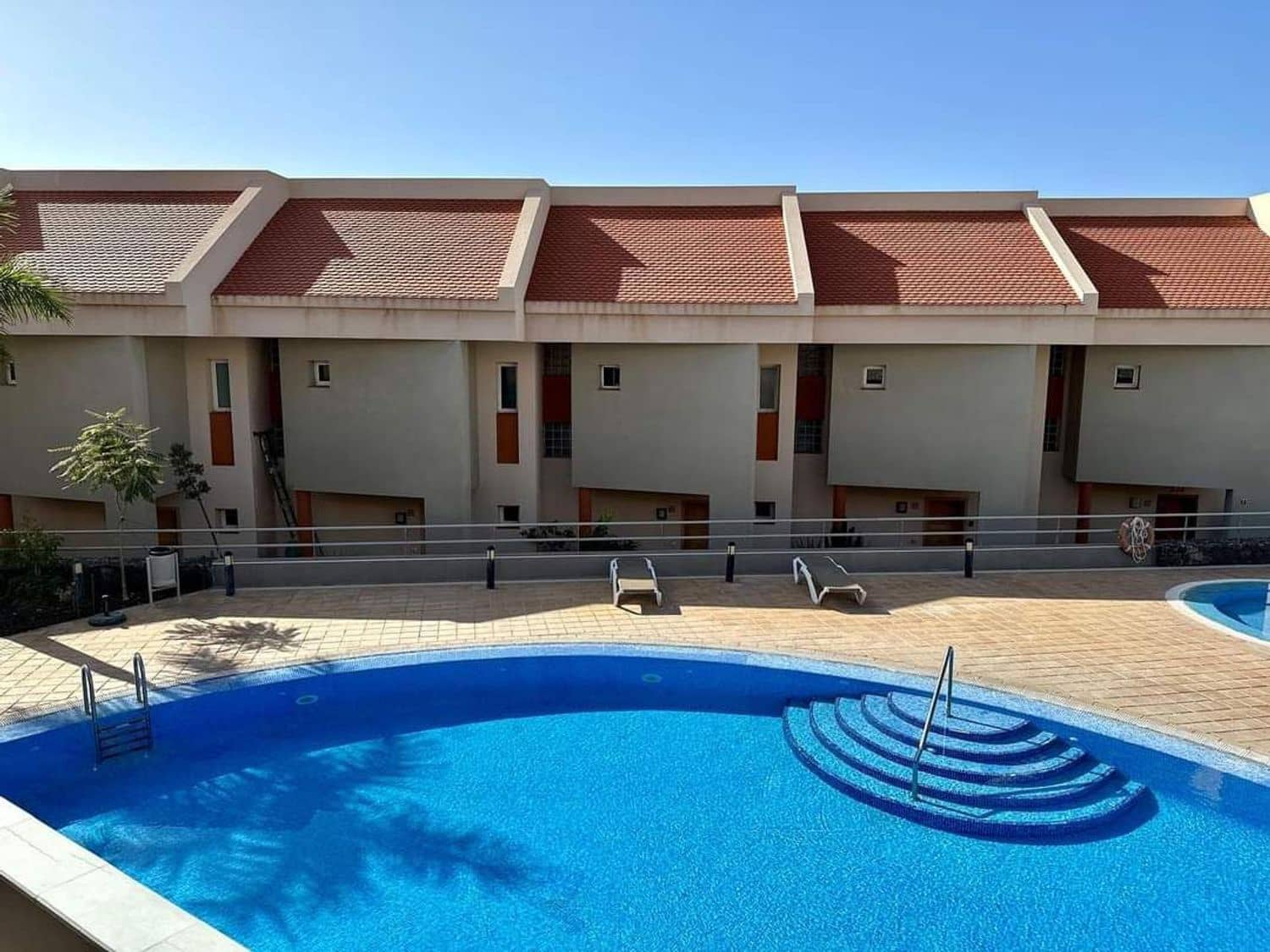 3 soveværelse Byhus til salg i Puerto Santiago med swimmingpool garage - € 595.000 (Ref: 8740884)