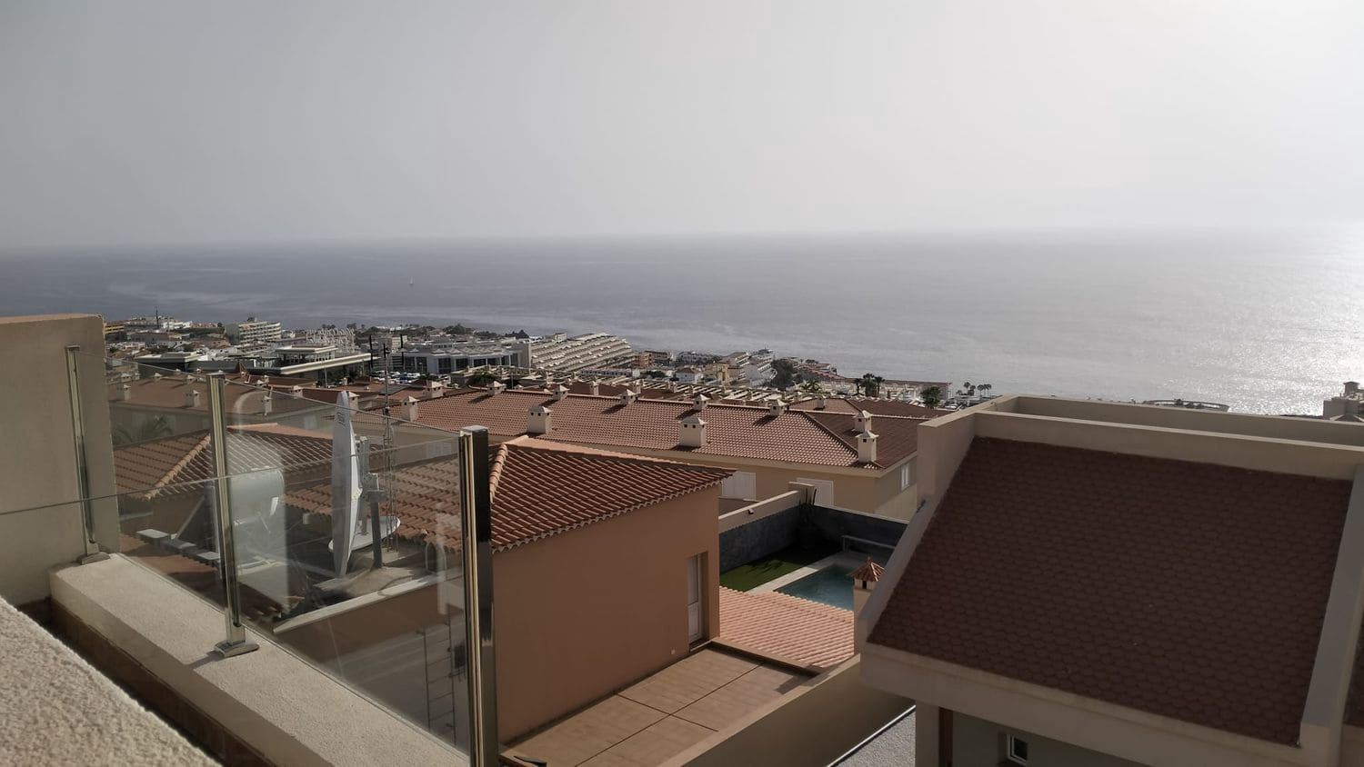 3 soveværelse Byhus til salg i Puerto Santiago med swimmingpool garage - € 595.000 (Ref: 8740884)