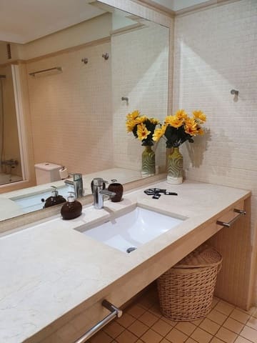 1 bedroom Apartment for rent in Puerto Santiago, Santiago del Teide with pool - € 1,000 (Ref: 8772896)