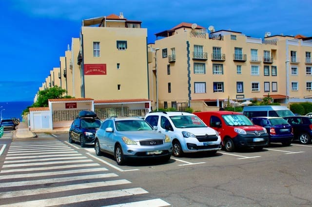 Garage til salg i Callao Salvaje, Adeje - € 15.000 (Ref: 8797337)