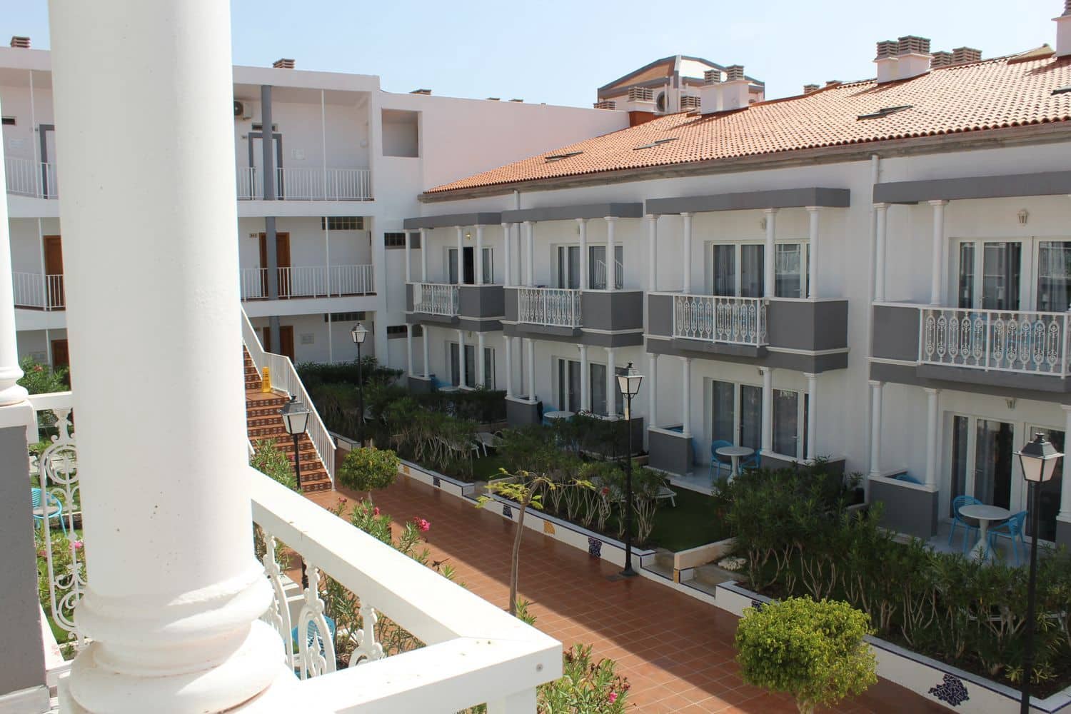 Apartamento de 1 habitación en Los Cristianos en venta con piscina garaje - 370.000 € (Ref: 8917597)