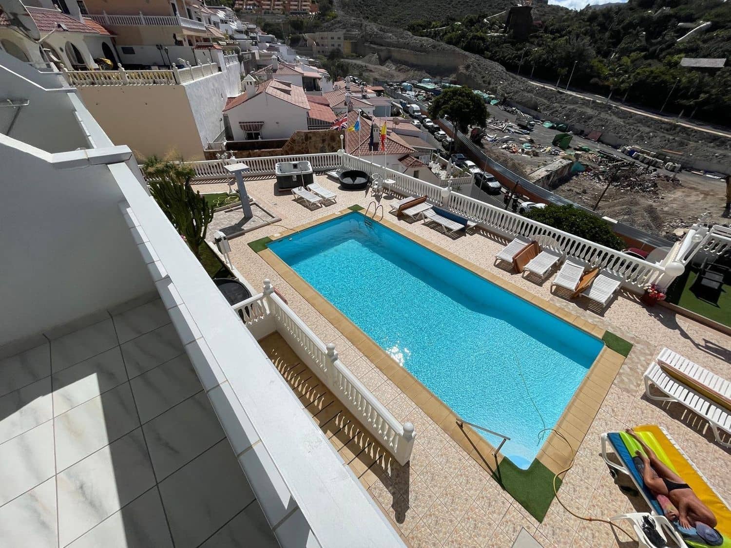 Appartamento in vendita in Costa Adeje con piscina garage - 199.000 € (Rif: 8975603)