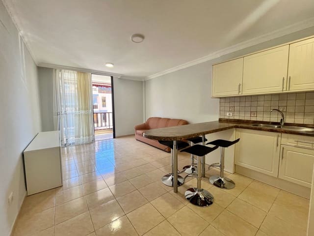 1 sovrum Lägenhet att hyra i Puerto Santiago, Santiago del Teide med pool garage - 1 100 € (Ref: 8980117)