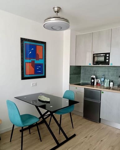 Lejlighed til salg i Playa de las Américas, Adeje med swimmingpool garage - € 230.000 (Ref: 9030938)