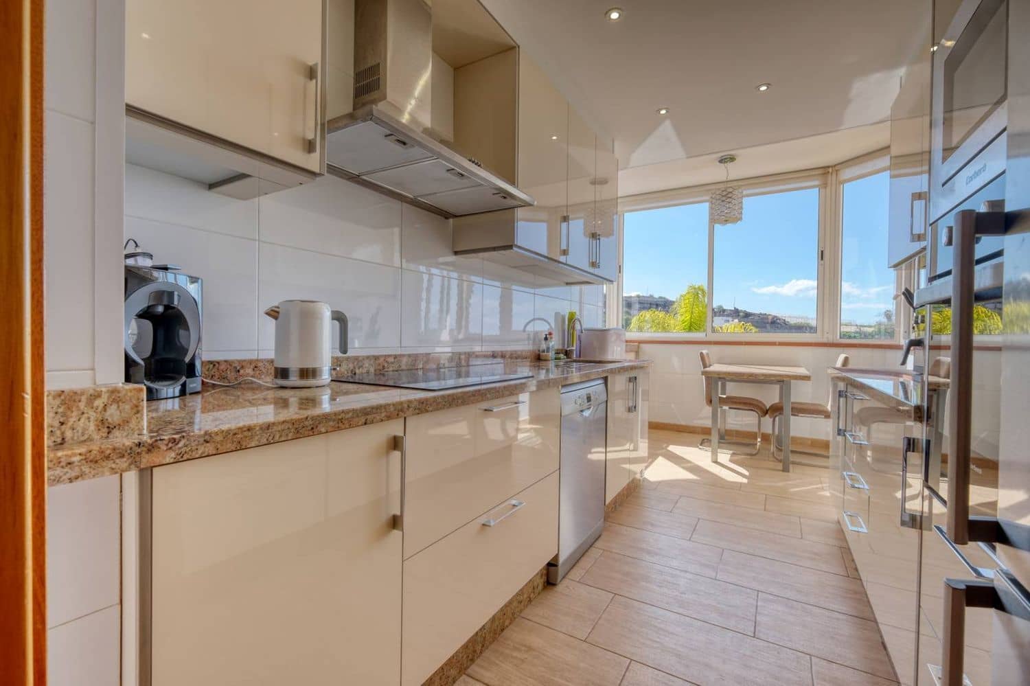 3 soveværelse Lejlighed til salg i Puerto Santiago med swimmingpool garage - € 415.000 (Ref: 9030939)