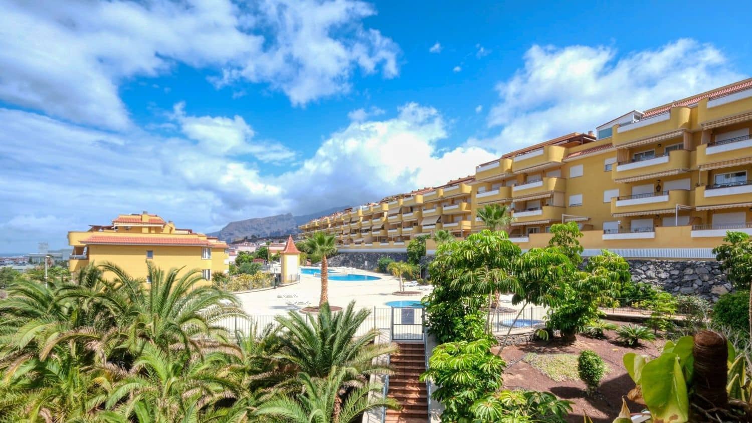 3 soveværelse Lejlighed til salg i Puerto Santiago med swimmingpool garage - € 415.000 (Ref: 9030939)