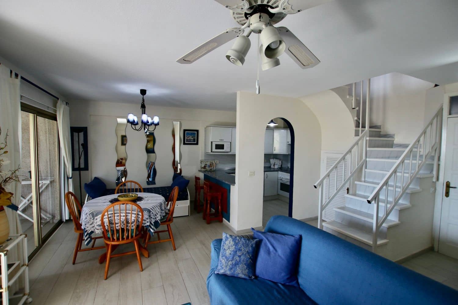 2 soveværelse Lejlighed til salg i Alcala med swimmingpool - € 389.000 (Ref: 9050736)