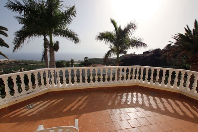 4 soveværelse Finca/Landehus til salg i Los Gigantes, Santiago del Teide med garage - € 1.400.000 (Ref: 9060771)