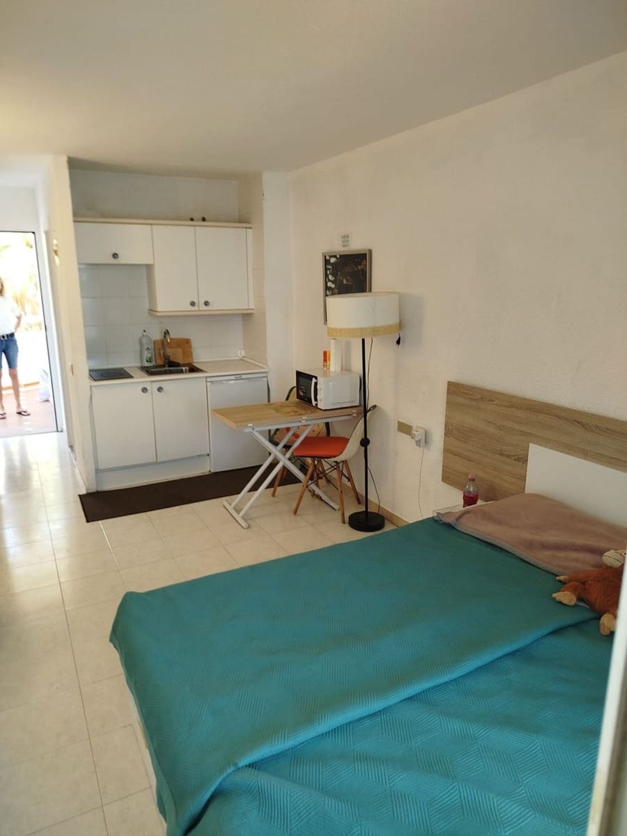 Lejlighed til salg i Costa Adeje med swimmingpool garage - € 230.000 (Ref: 9108312)