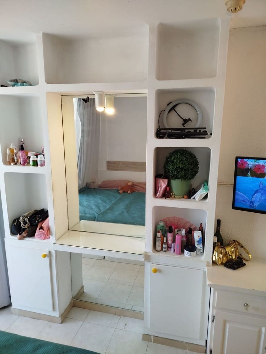 Lejlighed til salg i Costa Adeje med swimmingpool garage - € 230.000 (Ref: 9108312)